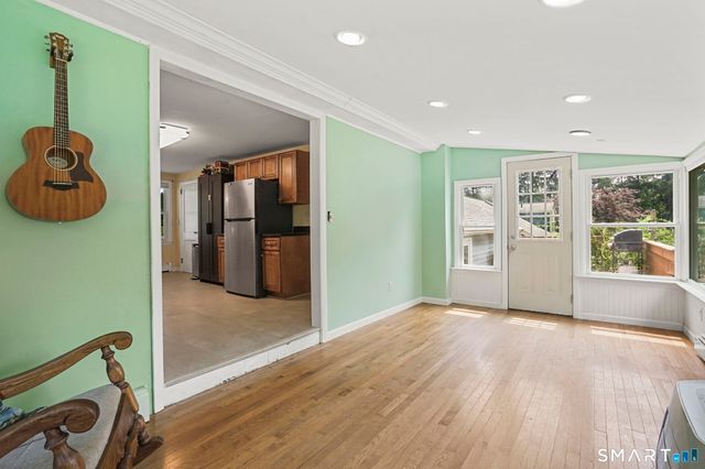 27 Bevin Boulevard, East Hampton, CT 06424