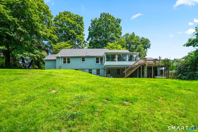27 Bevin Boulevard, East Hampton, CT 06424