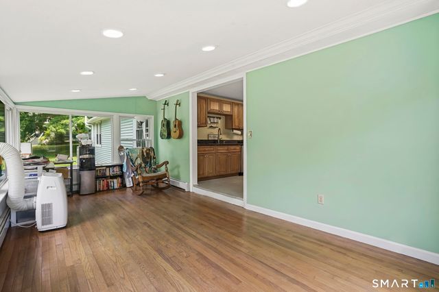 27 Bevin Boulevard, East Hampton, CT 06424