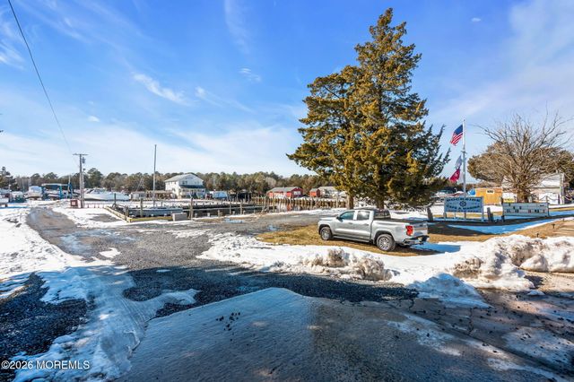 367 S Green Street, Tuckerton, NJ 08087