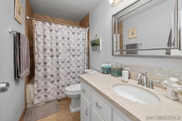 8625 Lake Murray Blvd 5, San Diego, CA 92119