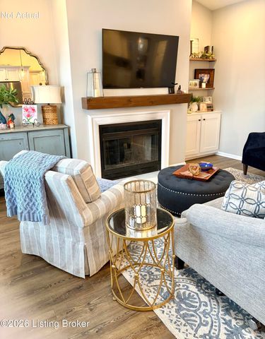 1277 Parkway Gardens Ct 211-C, Louisville, KY 40217