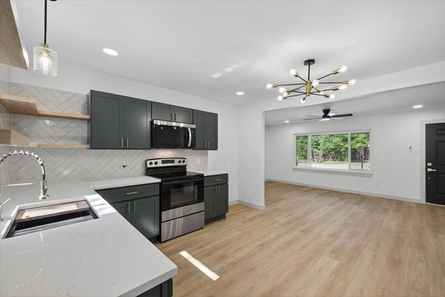 512 Mirike Drive, White Settlement, TX 76108
