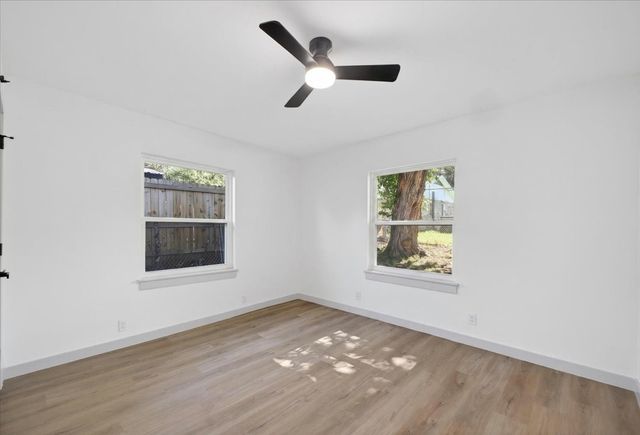 512 Mirike Drive, White Settlement, TX 76108