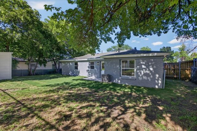 512 Mirike Drive, White Settlement, TX 76108