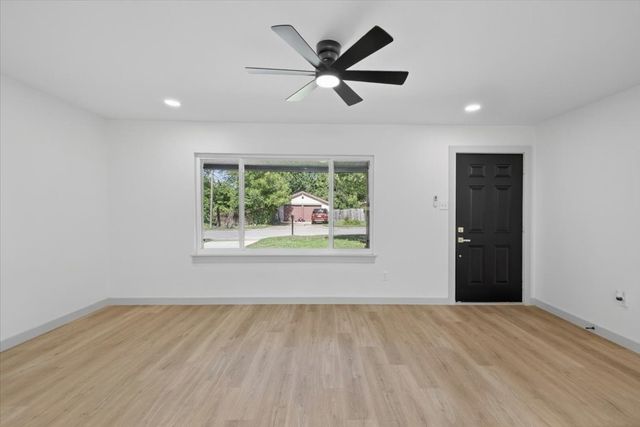 512 Mirike Drive, White Settlement, TX 76108