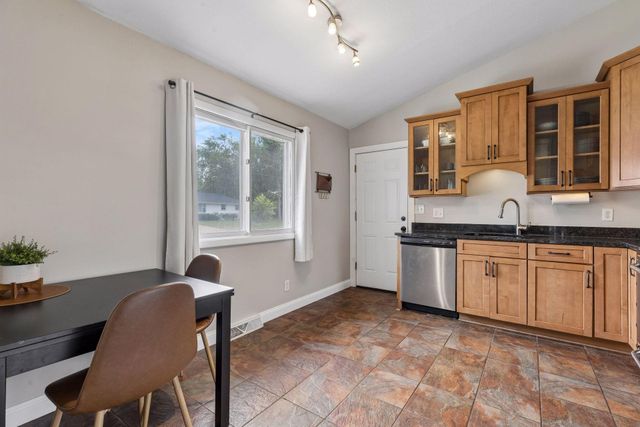 13404 Arthur Street W, Minnetonka, MN 55305