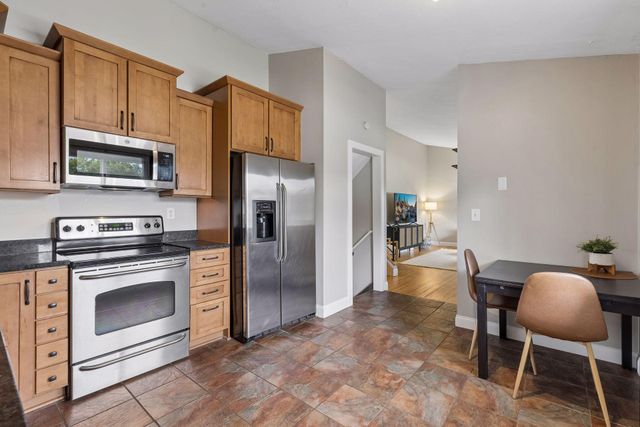 13404 Arthur Street W, Minnetonka, MN 55305