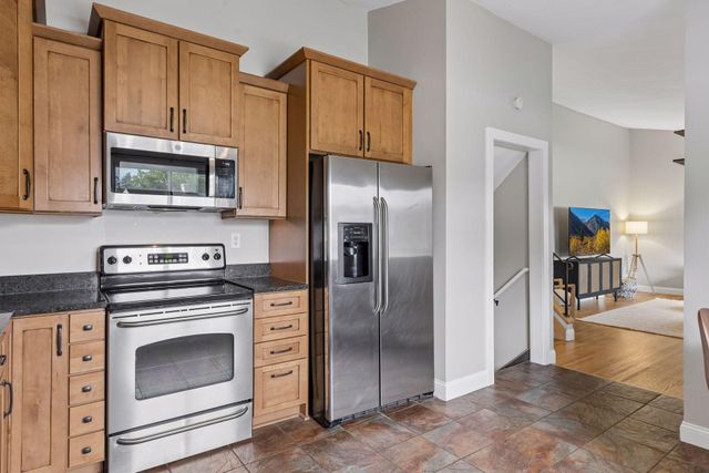 13404 Arthur Street W, Minnetonka, MN 55305
