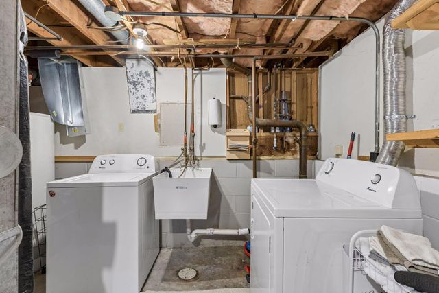 13404 Arthur Street W, Minnetonka, MN 55305