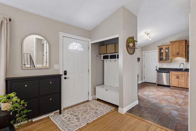 13404 Arthur Street W, Minnetonka, MN 55305