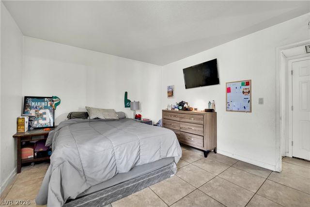 4470 Sandy River Drive 57, Las Vegas, NV 89103