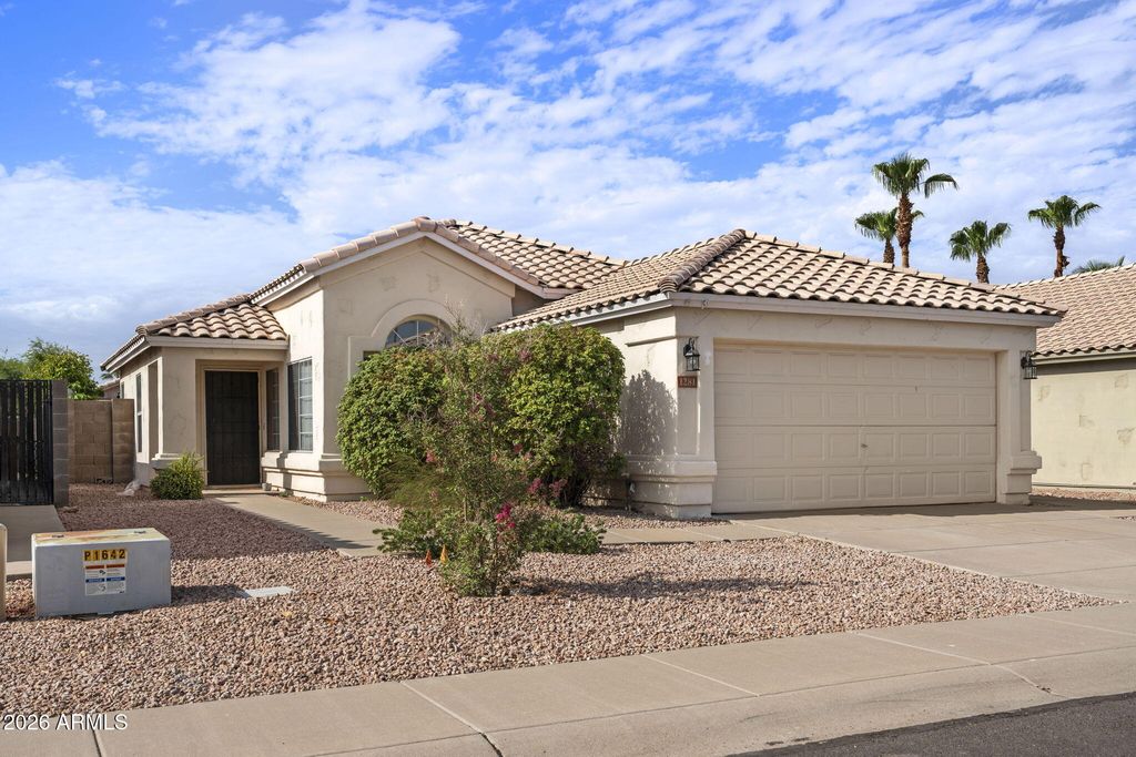 1281 W GAIL Drive, Chandler, AZ 85224 — exterior