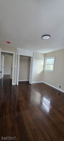 22 Robin Pl, Sayreville Boro, NJ 08859