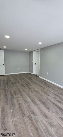 22 Robin Pl, Sayreville Boro, NJ 08859