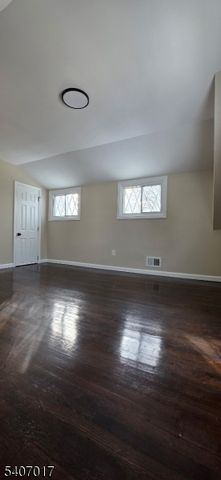 22 Robin Pl, Sayreville Boro, NJ 08859