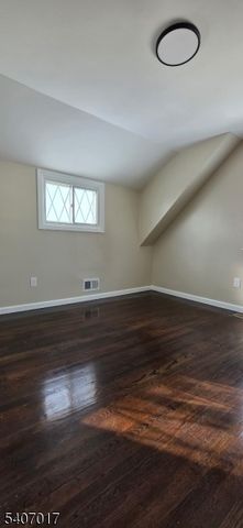 22 Robin Pl, Sayreville Boro, NJ 08859