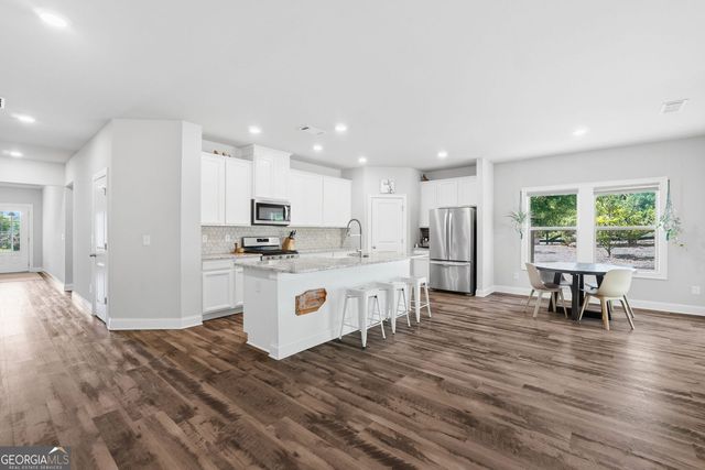 111 Neese Farm Drive, Woodstock, GA 30188