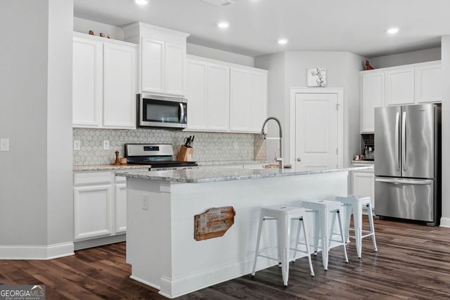 111 Neese Farm Drive, Woodstock, GA 30188