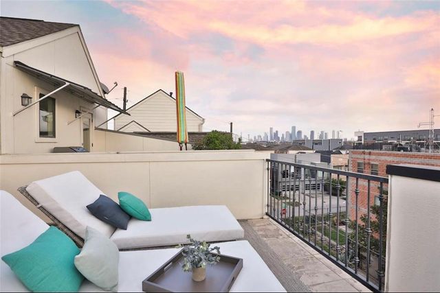 4104 Marina Street, Houston, TX 77007