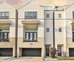 4104 Marina Street, Houston, TX 77007