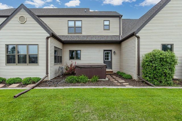 5193 HIGH POINTE DRIVE, Winneconne, WI 54986
