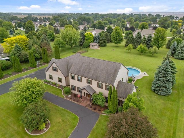 5193 HIGH POINTE DRIVE, Winneconne, WI 54986