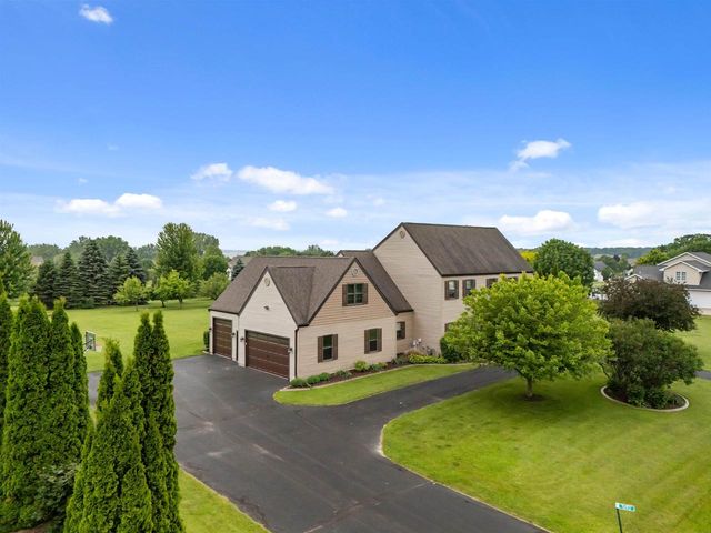 5193 HIGH POINTE DRIVE, Winneconne, WI 54986