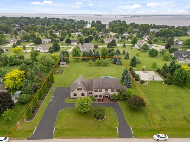 5193 HIGH POINTE DRIVE, Winneconne, WI 54986