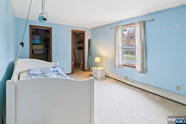 366 E Spring Valley Road, Paramus, NJ 07652