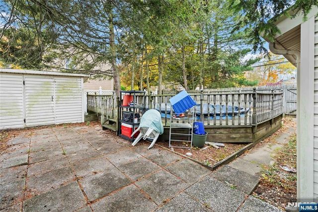 366 E Spring Valley Road, Paramus, NJ 07652