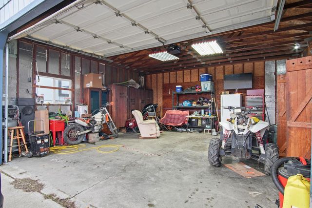 261 Hardy Rd, Lamont, WA 99017