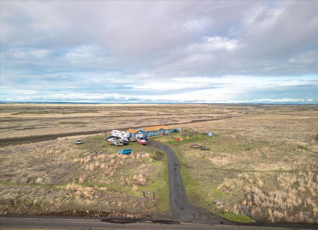 261 Hardy Rd, Lamont, WA 99017