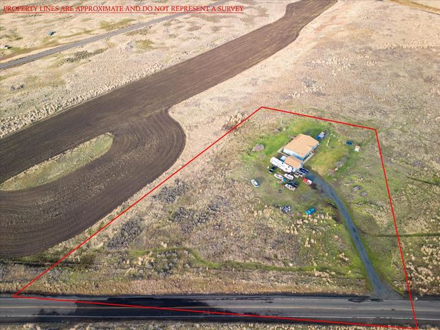 261 Hardy Rd, Lamont, WA 99017