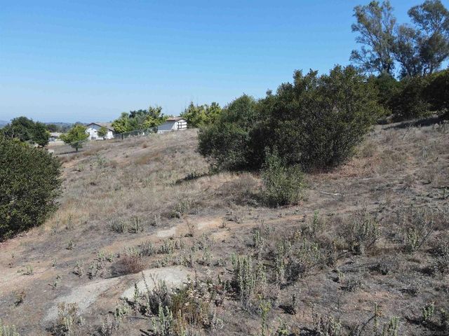 3 Citrus Crest Drive, Valley Center, CA 92082