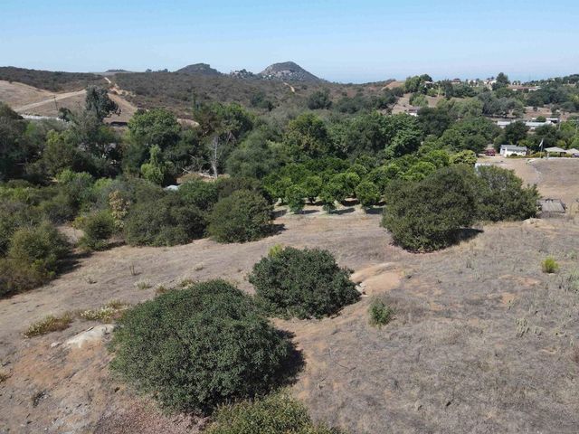 3 Citrus Crest Drive, Valley Center, CA 92082
