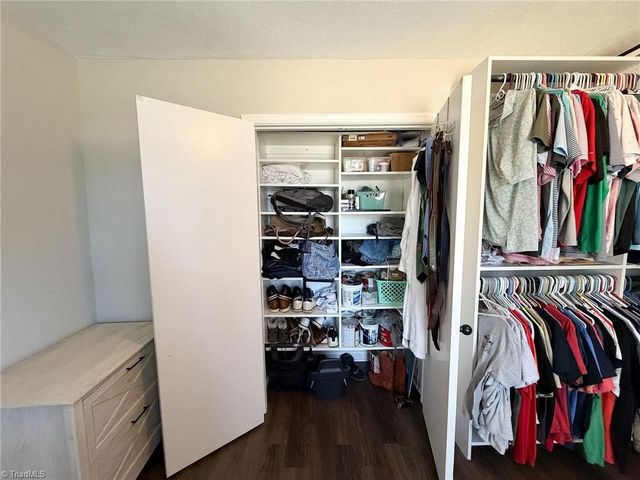 165 Summerglen Drive, Lewisville, NC 27023