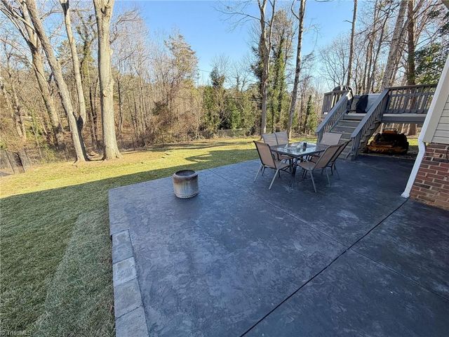 165 Summerglen Drive, Lewisville, NC 27023