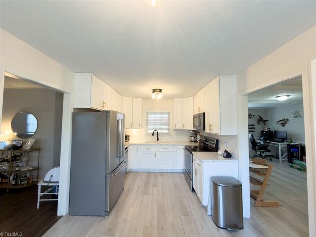 165 Summerglen Drive, Lewisville, NC 27023