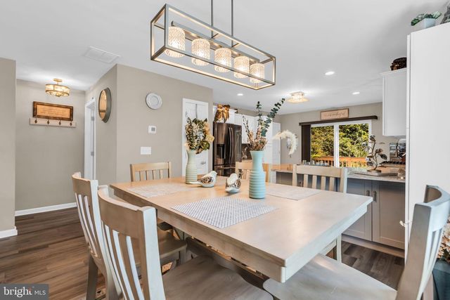 2 BERKELEY CROSSING WAY, Bayville, NJ 08721