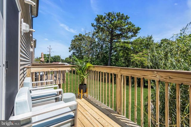 2 BERKELEY CROSSING WAY, Bayville, NJ 08721
