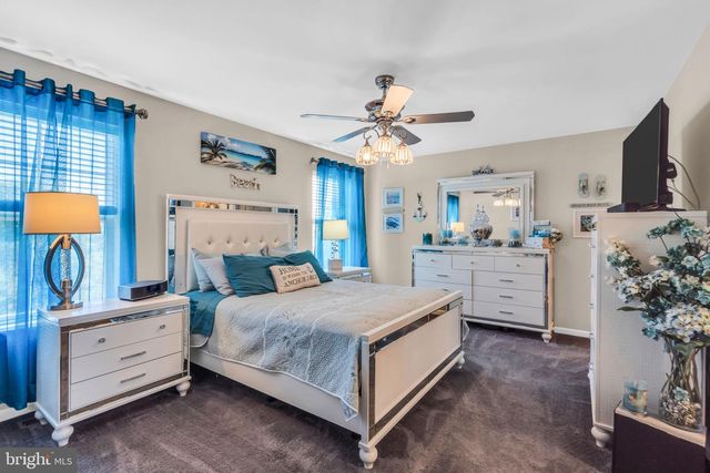 2 BERKELEY CROSSING WAY, Bayville, NJ 08721