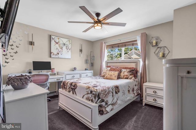 2 BERKELEY CROSSING WAY, Bayville, NJ 08721