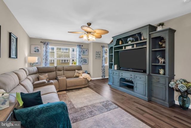 2 BERKELEY CROSSING WAY, Bayville, NJ 08721
