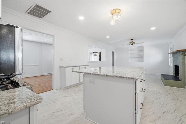 4200 Radcliffe LN, Chesapeake, VA 23321