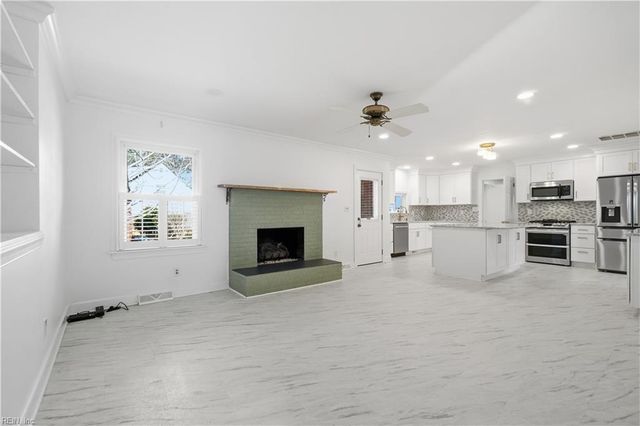 4200 Radcliffe LN, Chesapeake, VA 23321