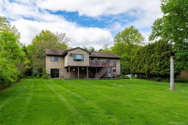 344 Heather Court, Yorktown Heights, NY 10598