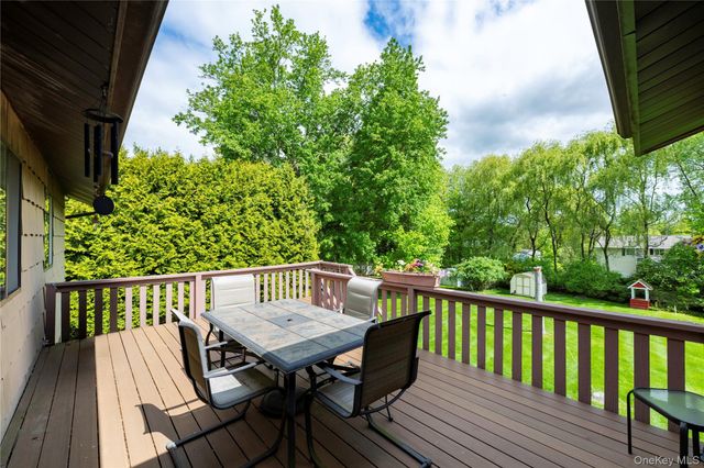 344 Heather Court, Yorktown Heights, NY 10598