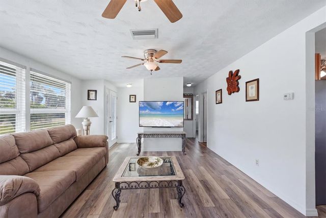 898 S BROADWAY, Englewood, FL 34223