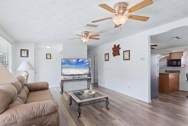 898 S BROADWAY, Englewood, FL 34223